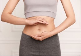 ¿Digestiones Ligeras en Navidad? ¡Claves de Farmacéutico para Disfrutar Sin Pesadez!